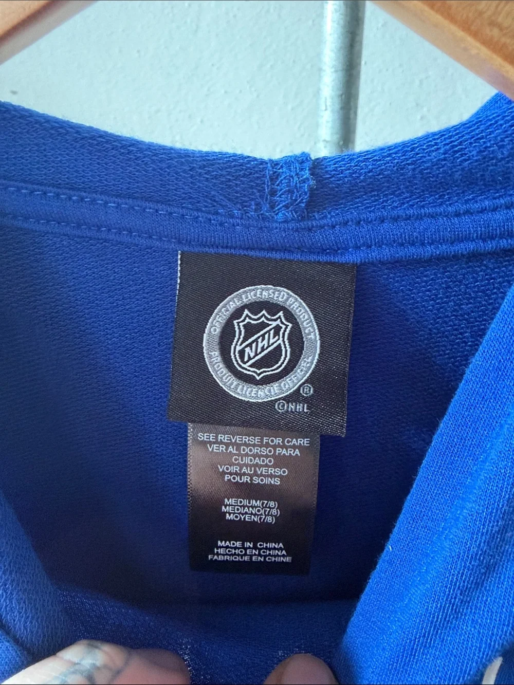 NWT NHL St Louis Blues Hooded Shirt Size Girls Medium (7/8)